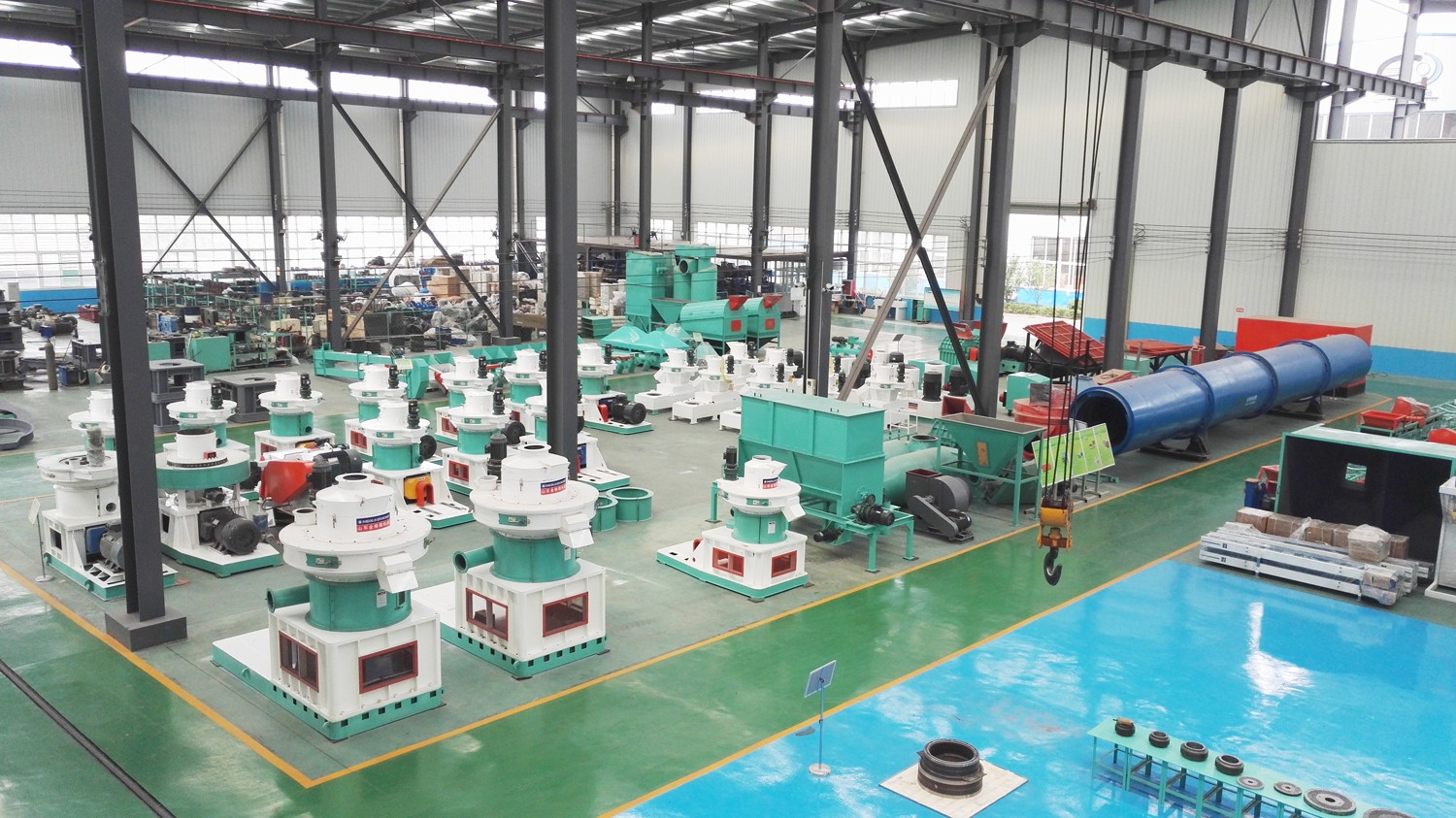 木屑顆粒機(jī)生產(chǎn)廠(chǎng)家車(chē)間圖片 木屑顆粒機(jī)生產(chǎn)廠(chǎng)家車(chē)間圖片