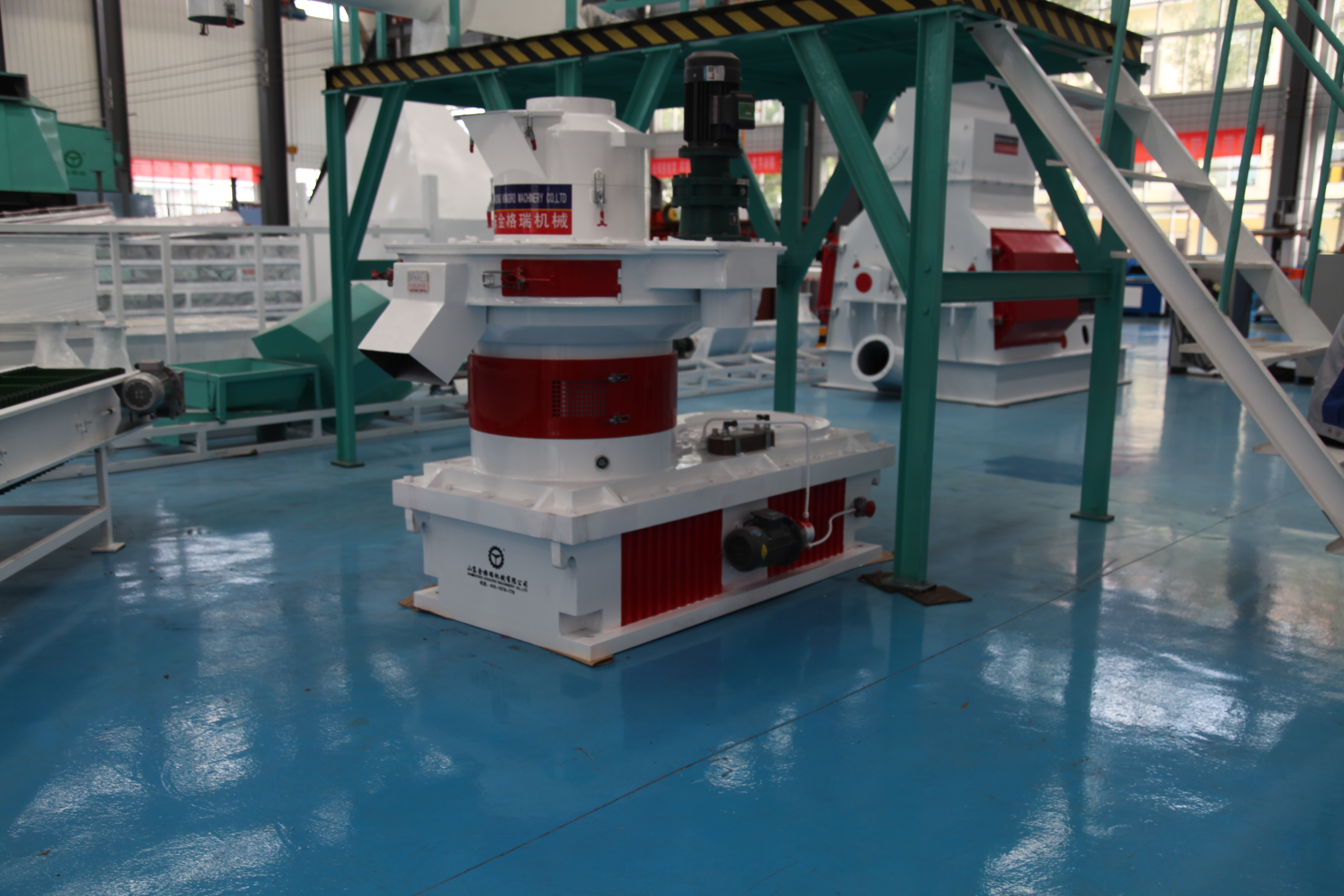 顆粒機(jī)機(jī)器圖片 顆粒機(jī)機(jī)器圖片