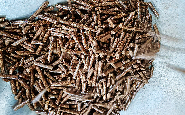 用木屑顆粒機(jī)生產(chǎn)線制作成生物質(zhì)顆粒燃料 用木屑顆粒機(jī)生產(chǎn)線制作成生物質(zhì)顆粒燃料