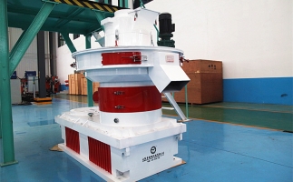 鋸末顆粒機(jī)因?yàn)楣?jié)能環(huán)保受到人們喜愛(ài)，可再生能源滿足國(guó)家發(fā)展需求，你還在觀望嗎？